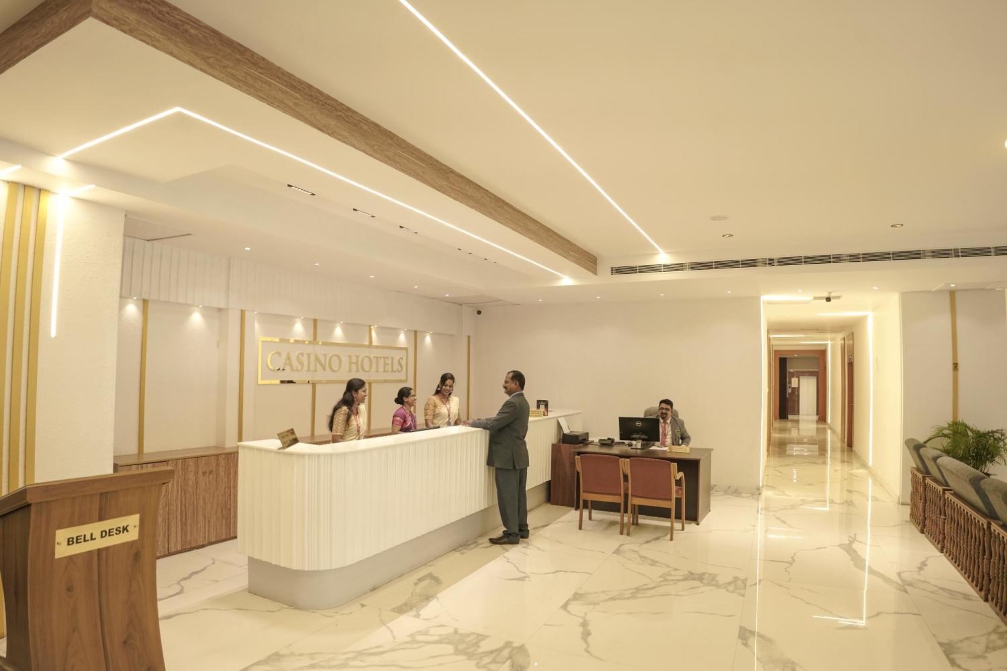 Casino Hotels Ltd Thrissur Dış mekan fotoğraf