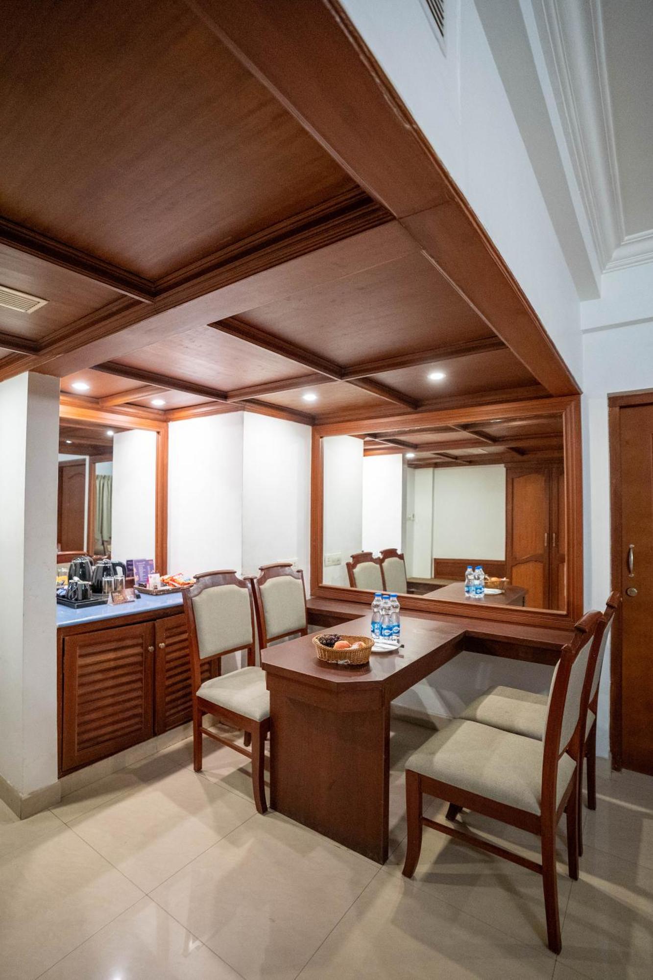 Casino Hotels Ltd Thrissur Dış mekan fotoğraf