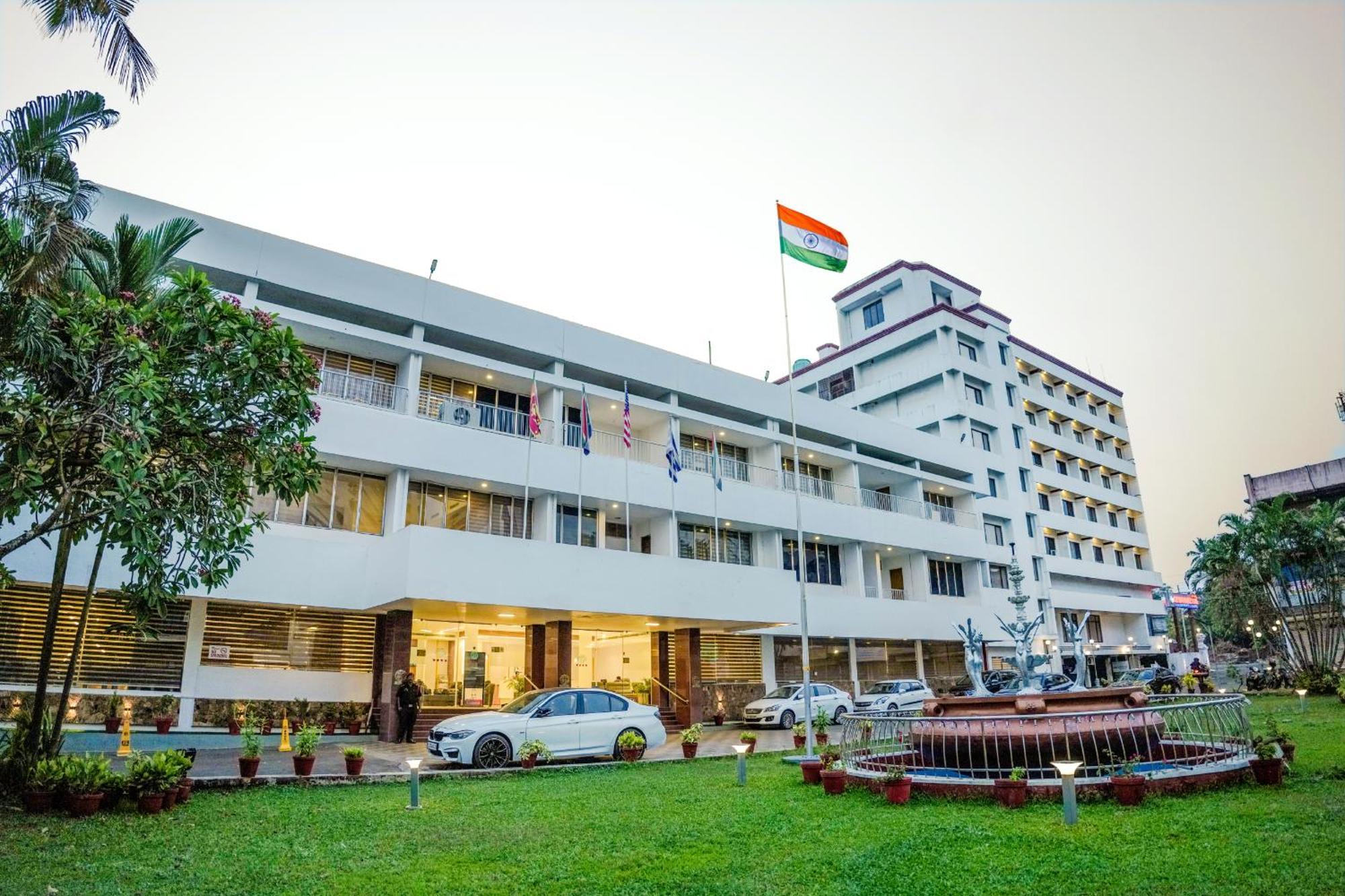 Casino Hotels Ltd Thrissur Dış mekan fotoğraf